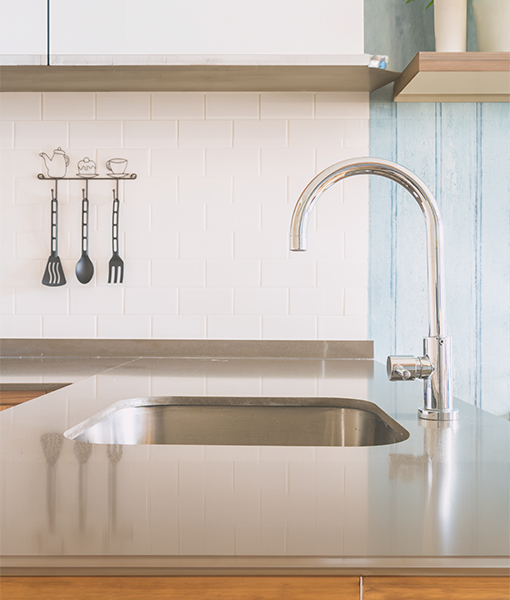 A type of single-handle faucet